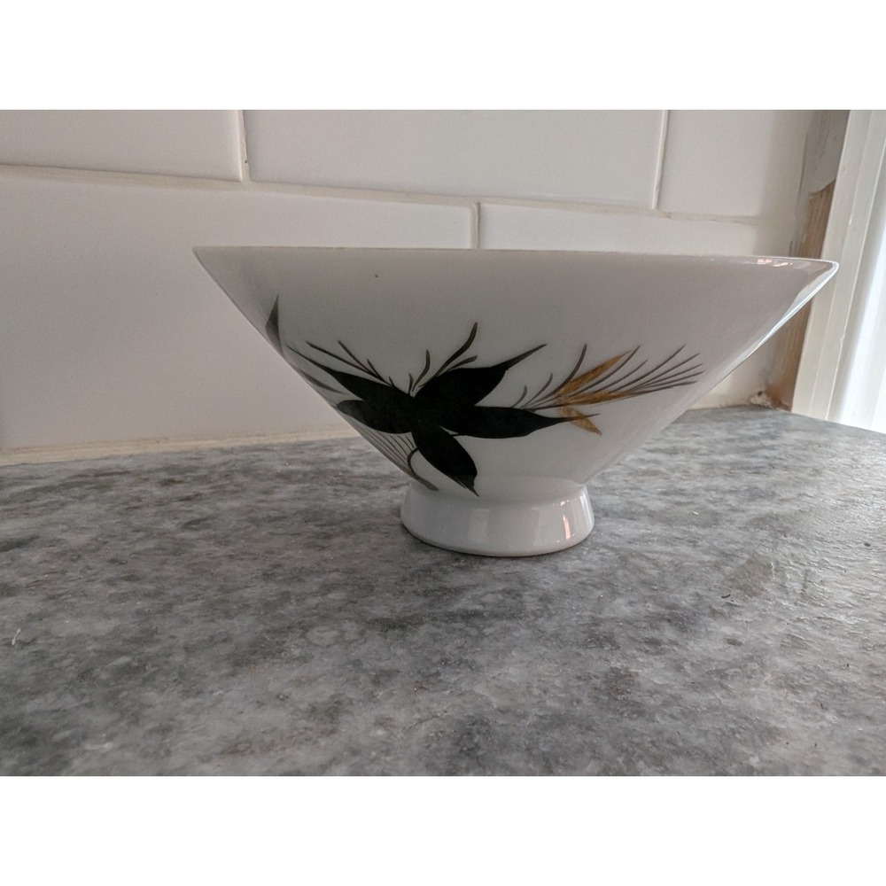 Vintage Japanese rice bowl With Bamboo Design And‎ Gold Accents